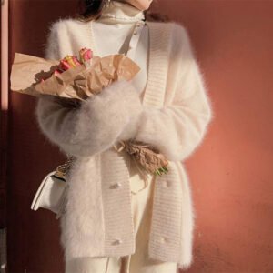 mink-fleece-collar-sweater-coat-women-white-outer-wear-loose-and-lazy