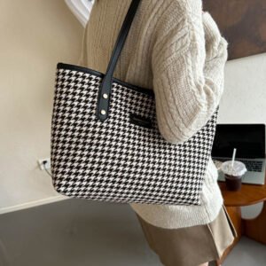houndstooth-shoulder-bag-winter-fashion